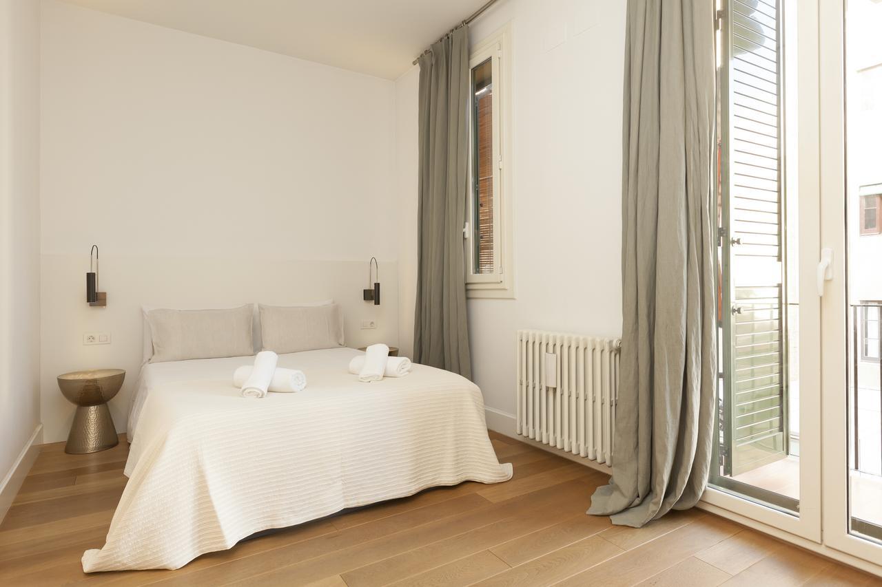 Ferienwohnung Click&Flat Luxury Sant Joan Barcelona Exterior foto